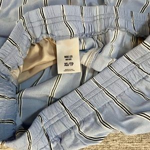 Wide Leg Mid Rise Express Pants — Size XS